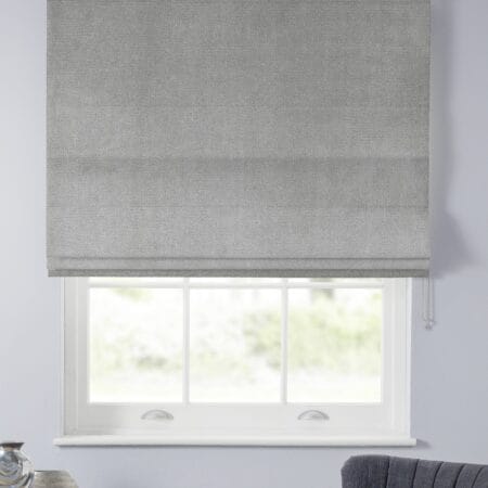 Velour Mole Roman Blind