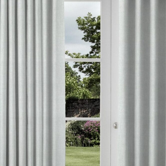 Kirkby Design Sahara 3 Aluminium Curtain