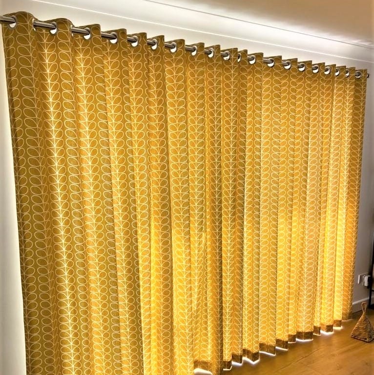 What are Eyelet Curtains