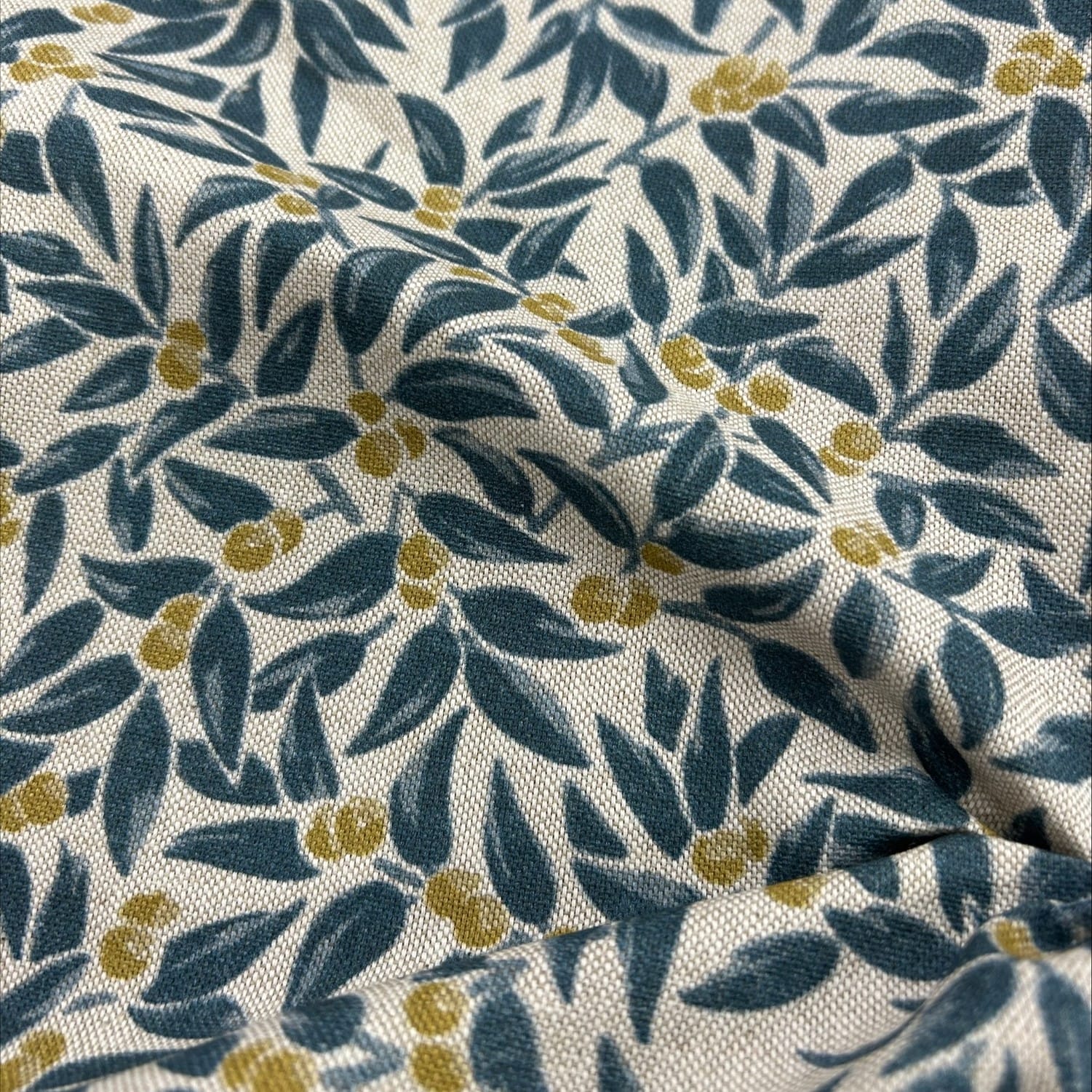 Sewing House Amanda Indigo & Gold Fabric Sewing House Amanda Indigo & Gold Fabric