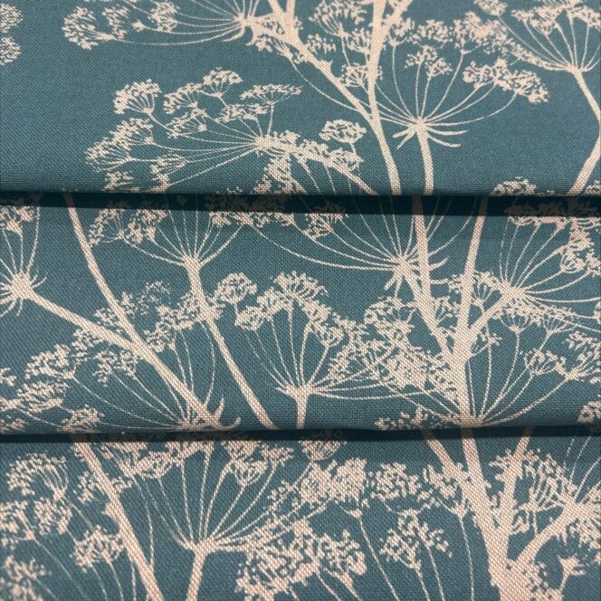 Sewing House Cow Parsley Teal Roman Blind