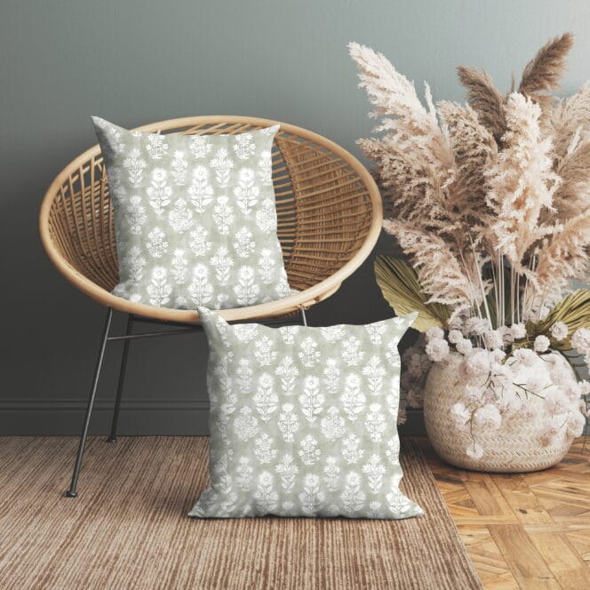 Warwick Rosalee Breeze Cushion