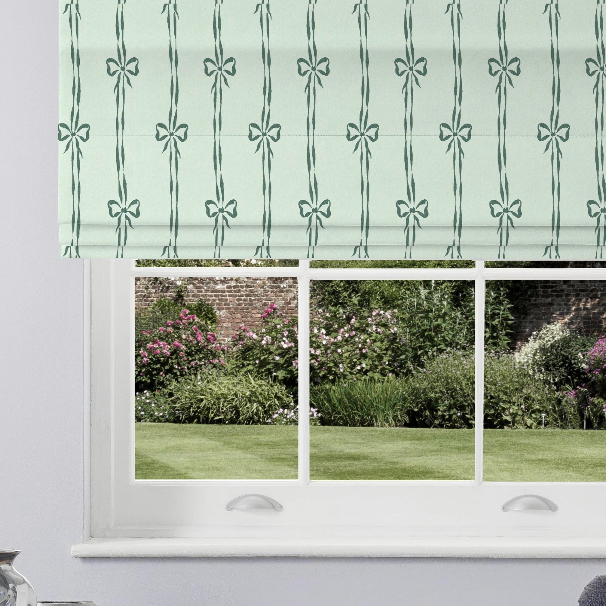 Woodchip & Magnolia Bow Peep Pistachio Linen Roman Blind Woodchip & Magnolia Bow Peep Pistachio Linen Roman Blind