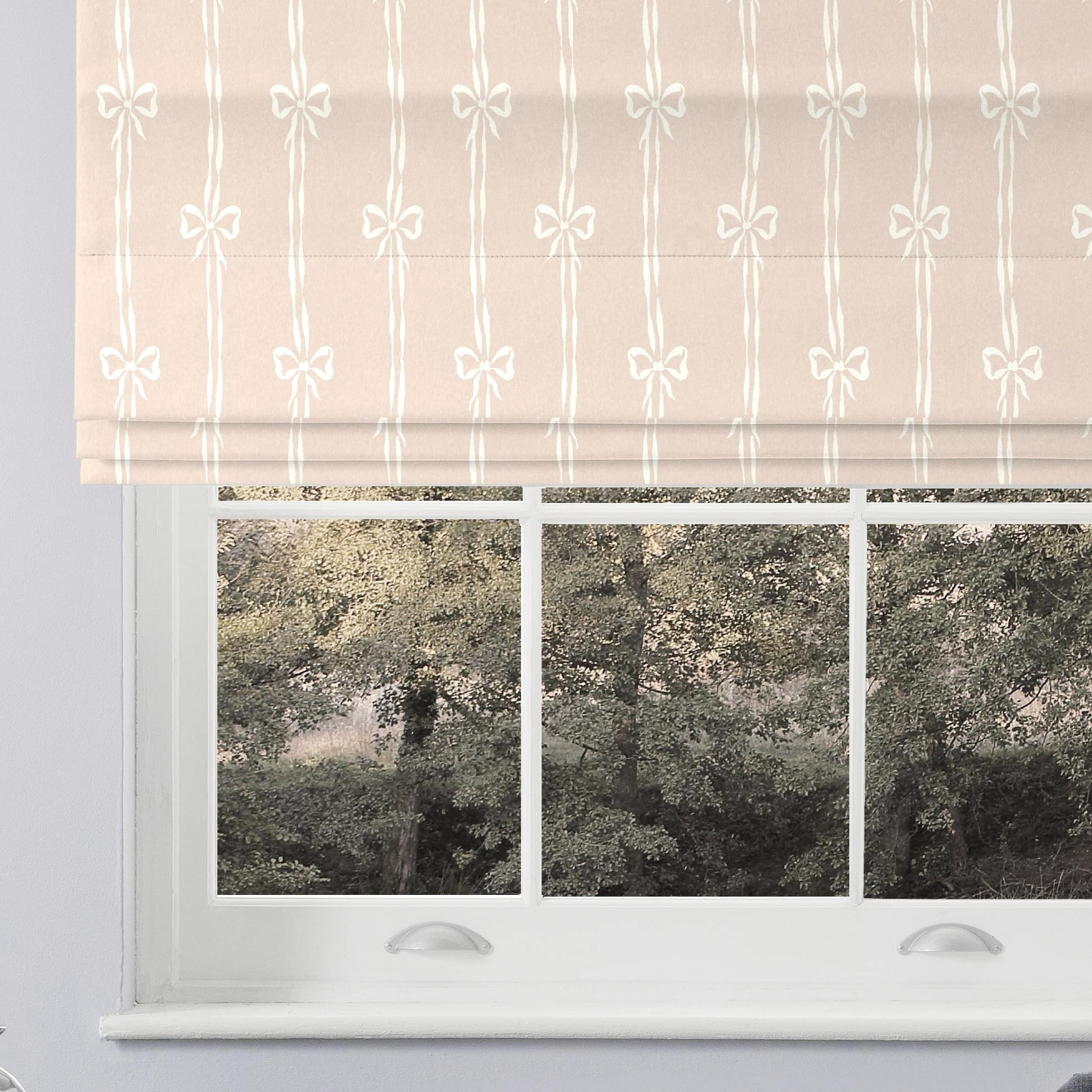 Woodchip & Magnolia Bow Peep Plaster Pink Linen Roman Blind Woodchip & Magnolia Bow Peep Plaster Pink Linen Roman Blind