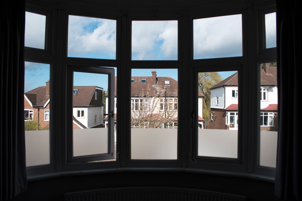 The Best Window Treatments for Bay Windows